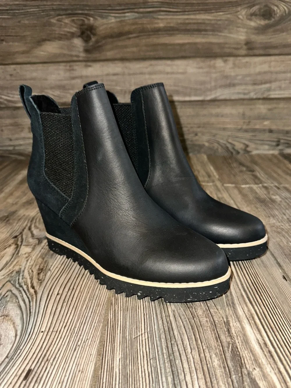 New Toms Maddie Black Wedge Boot - Women Pull On Leather 3 1/4” Heel Size 6.5
